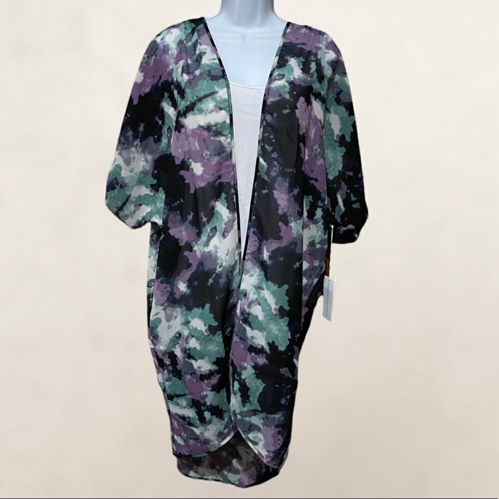 NWT Live 4 Truth kimono